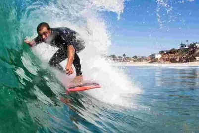 AsianSurfingChampionships2024-ezgif.com-optiwebp.webp