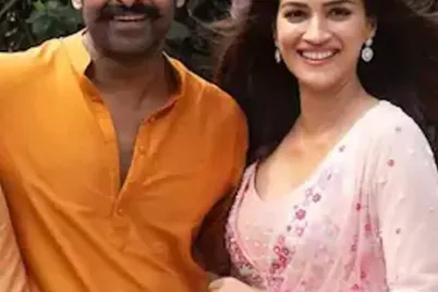 PRABHAS-KRITI.webp