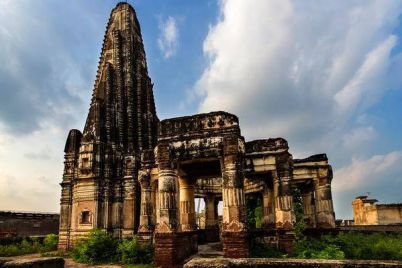 Shawala_Teja_Singh_Temple_Sialkot.jpg