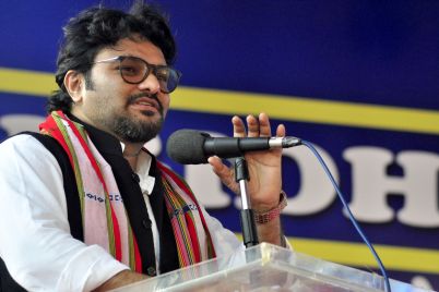 The_Minister_of_State_for_Heavy_Industries__Public_Enterprises_Shri_Babul_Supriyo_addressing_at_the_inauguration_of_the_DigiDhan_Mela_in_Agartala_on_February_21_2017.jpg