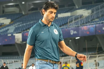 atk-mohunbagan-coach.webp