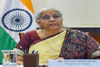 congress-government-in-karnataka-sat-on-evidence-against-prajwal-revanna-union-minister-nirmala-sitharaman-e1757327762681.webp