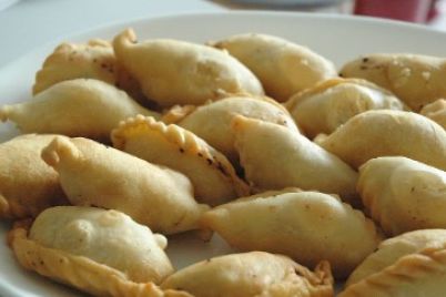 gujiya.jpg