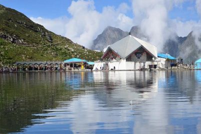 hemkund-lake-5896181-e1748428719248.jpg