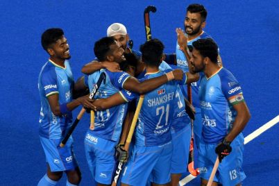 indian-hockey-win.jpg