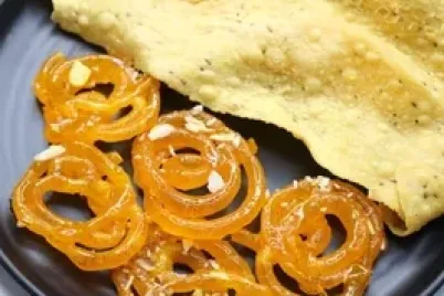 popular-indian-sweet-jalebi-fafda-260nw-2141385781-e1751044324801.webp